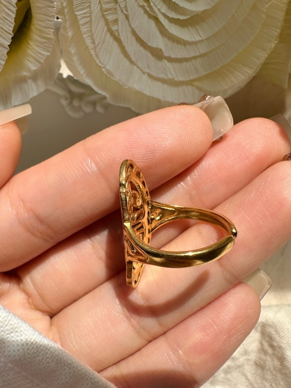 Gold Floral Filigree Statement Ring - Women Jewelry - Picture 5 of 7